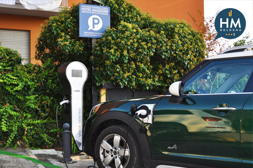 Mobilité Durable: recharge voitures électriques, hôtel Maggiore Bologn